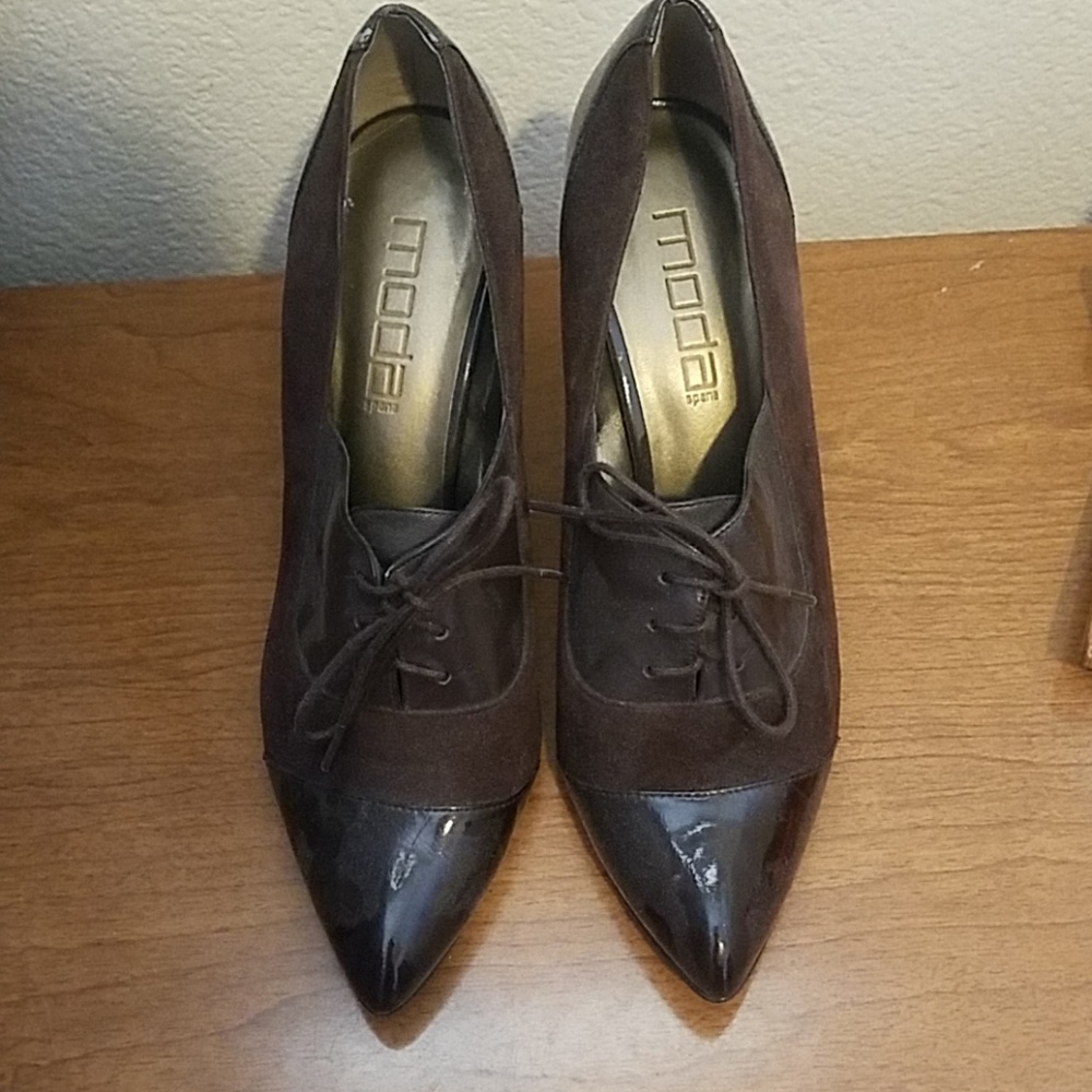 Moda suede and leather 7.5 booties